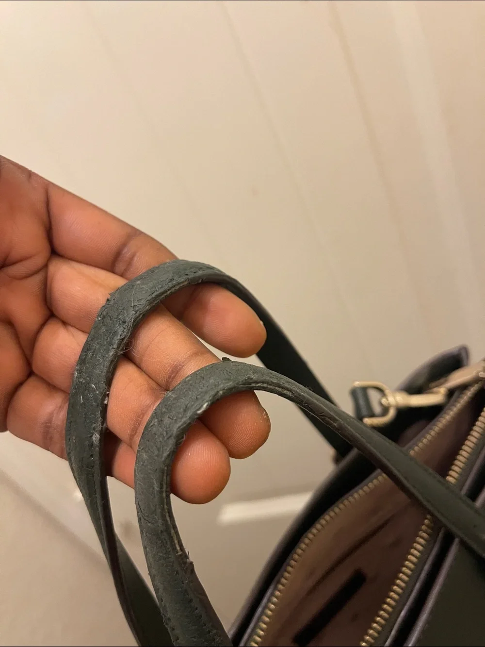Kate Spade please check all picture of condition